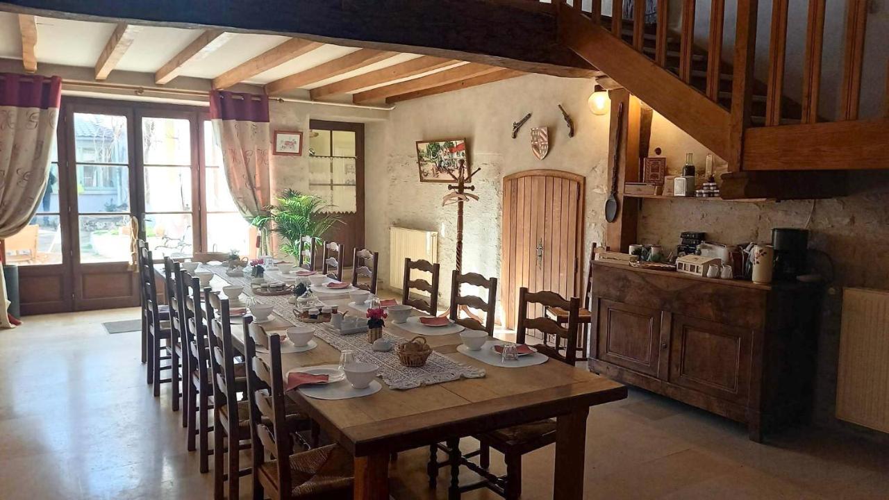 Joux-la-Ville Le Clos Du Merry מראה חיצוני תמונה