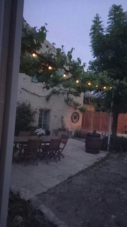 Joux-la-Ville Le Clos Du Merry מראה חיצוני תמונה